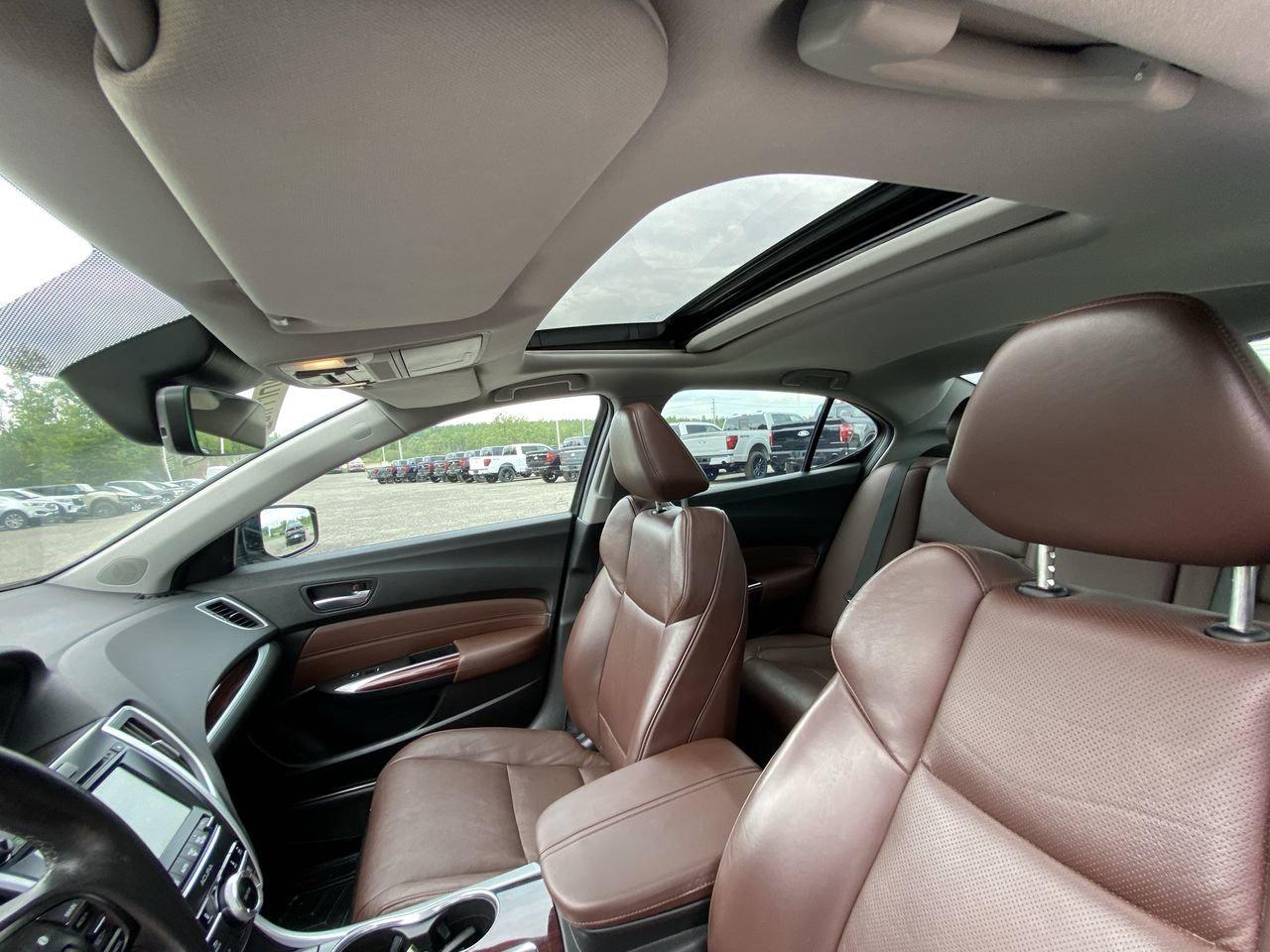 2017 Acura TLX V6 Tech Photo