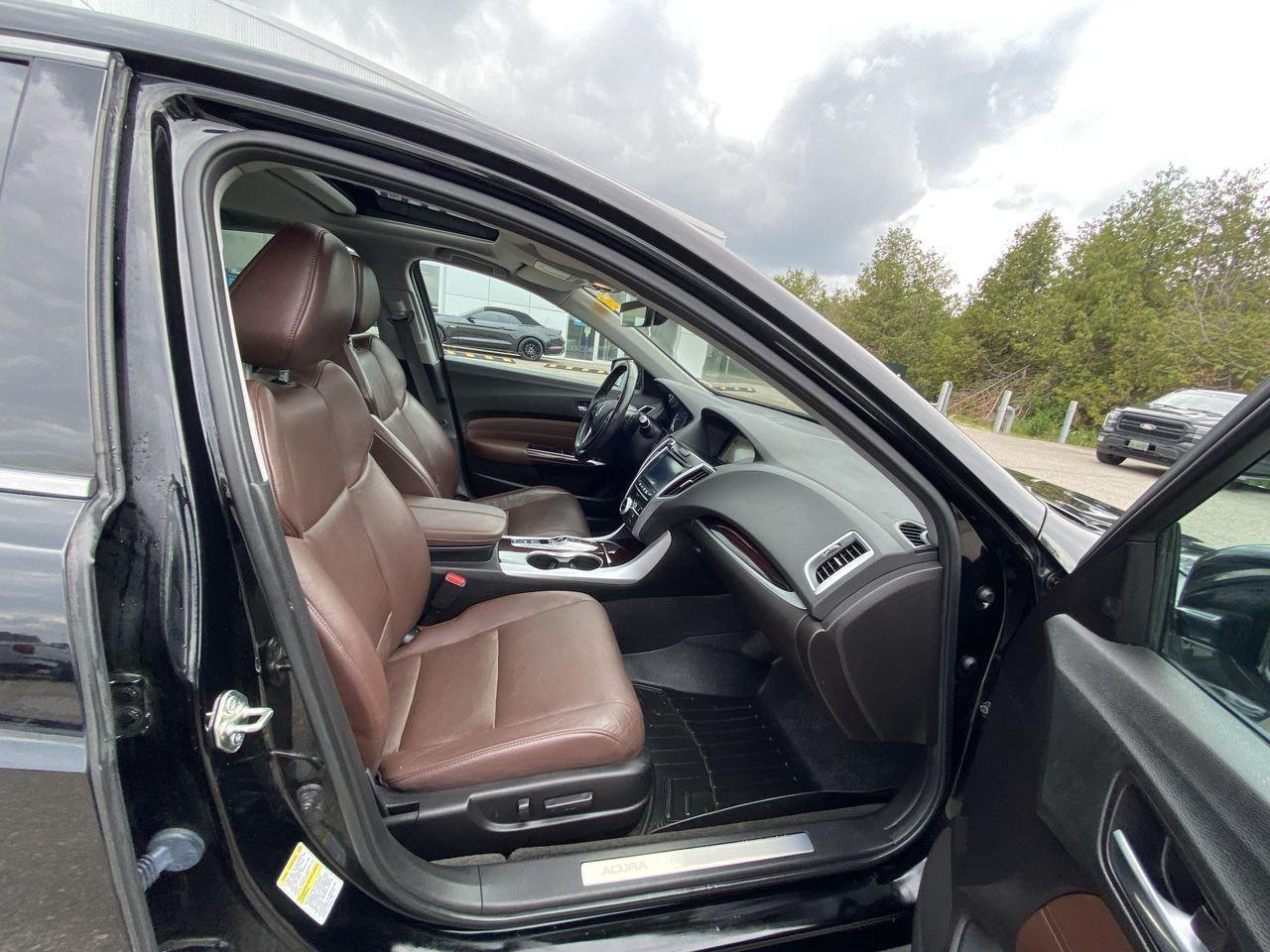 2017 Acura TLX V6 Tech Photo