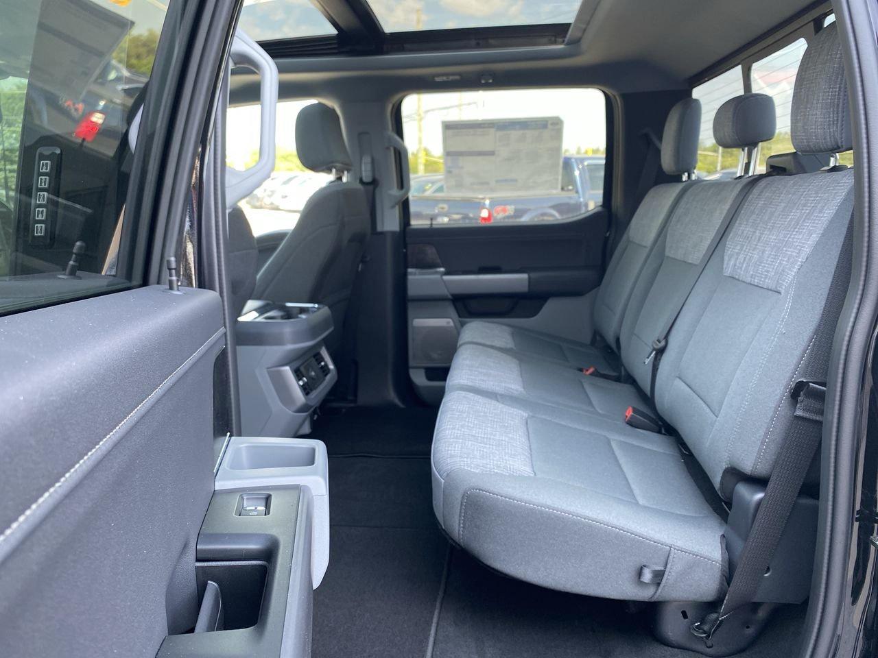 2026 Ford F-250 XLT Photo