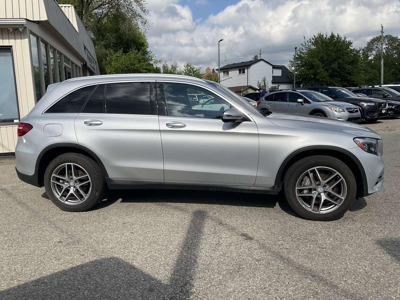 2016 Mercedes-Benz GLC GLC300 4MATIC - INTELLIGENT DRIVE! BURMESTER! 360 CAM! BSM! Photo