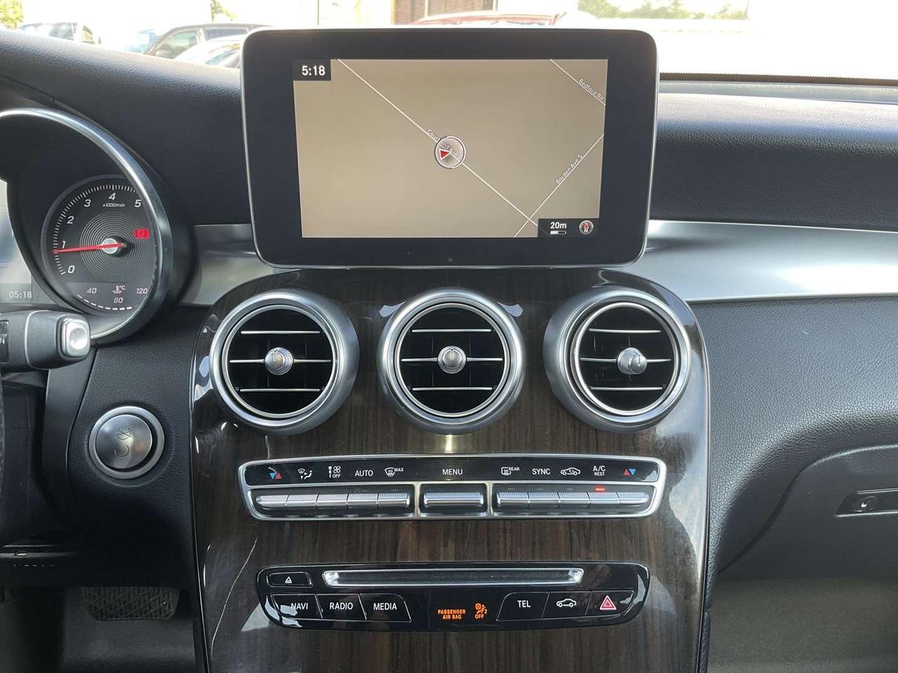 2016 Mercedes-Benz GLC GLC300 4MATIC - INTELLIGENT DRIVE! BURMESTER! 360 CAM! BSM! Photo