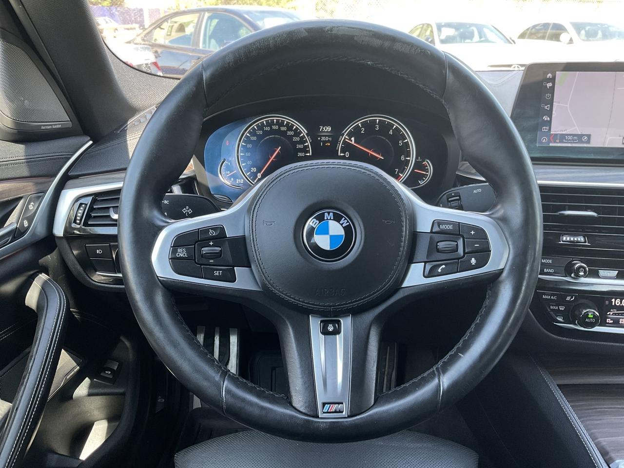 2017 BMW 5 Series 530i xDrive - M-PKG! LTHR! NAV! BACK-UP CAM! HUD! Photo