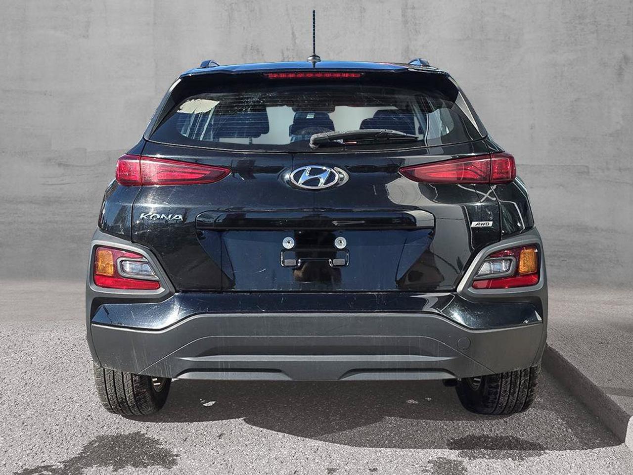 2021 Hyundai KONA Preferred AWD | Apple Car Play | Heated Seats | Photo