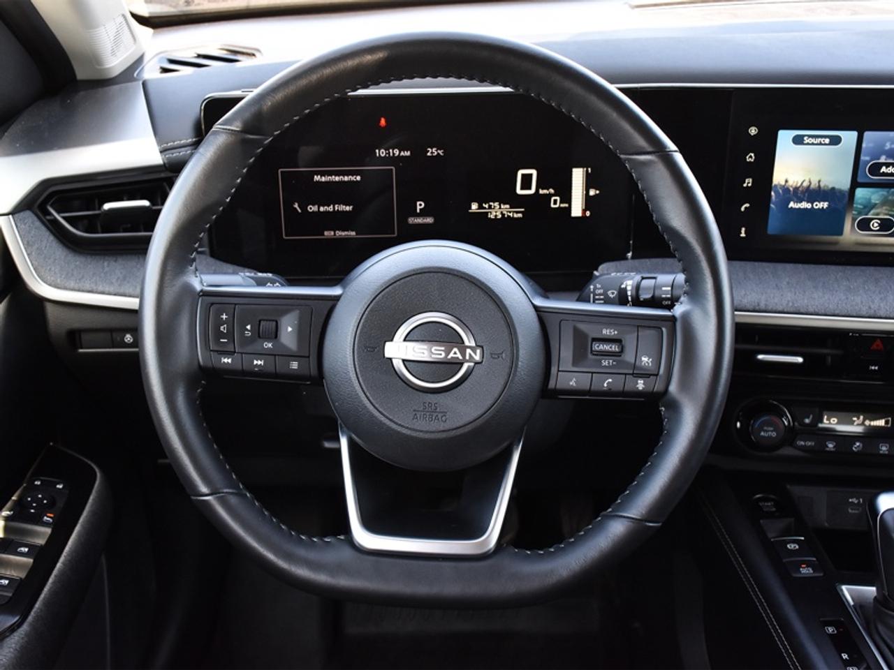 2025 Nissan Kicks SV Premium   AWD   Pano Moonroof   Heated Steering Photo