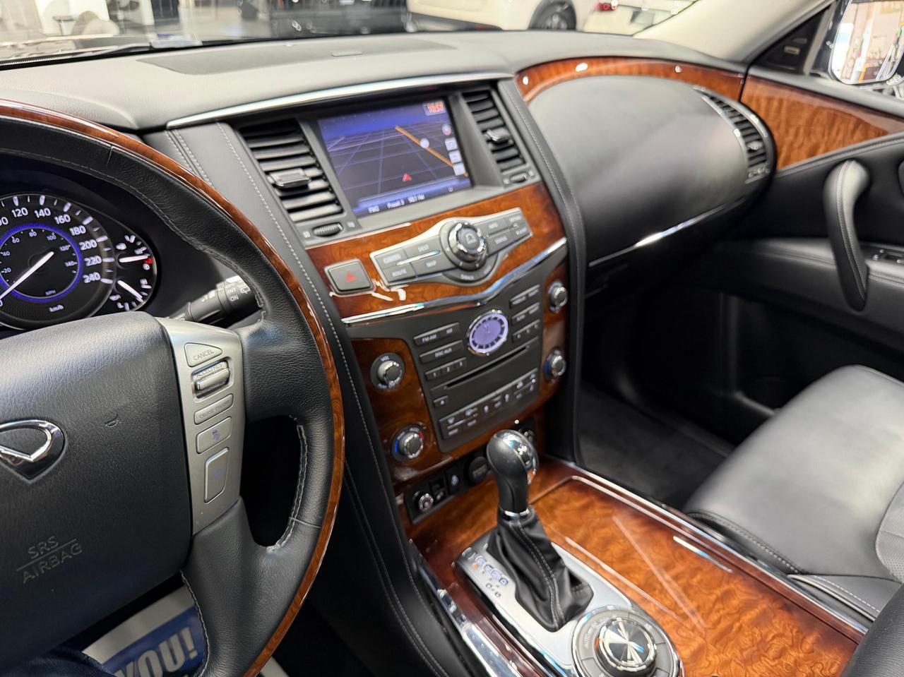 2017 Infiniti QX80 LUXE LOW KMS 7 PASSENGER Photo
