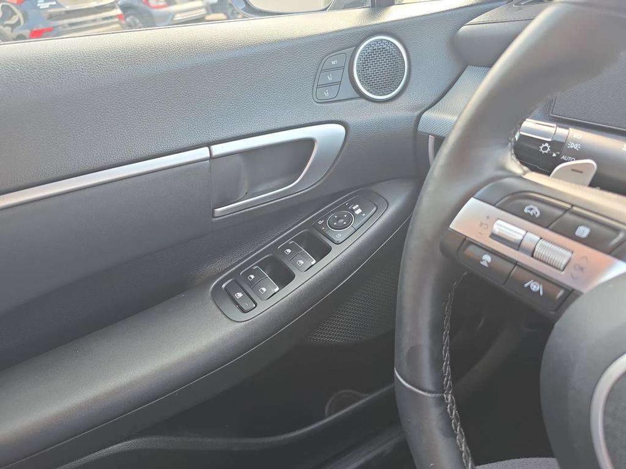 2025 Hyundai Sonata Preferred-Trend   NO ACCIDENTS LEATHER 6.5L/100KM Photo