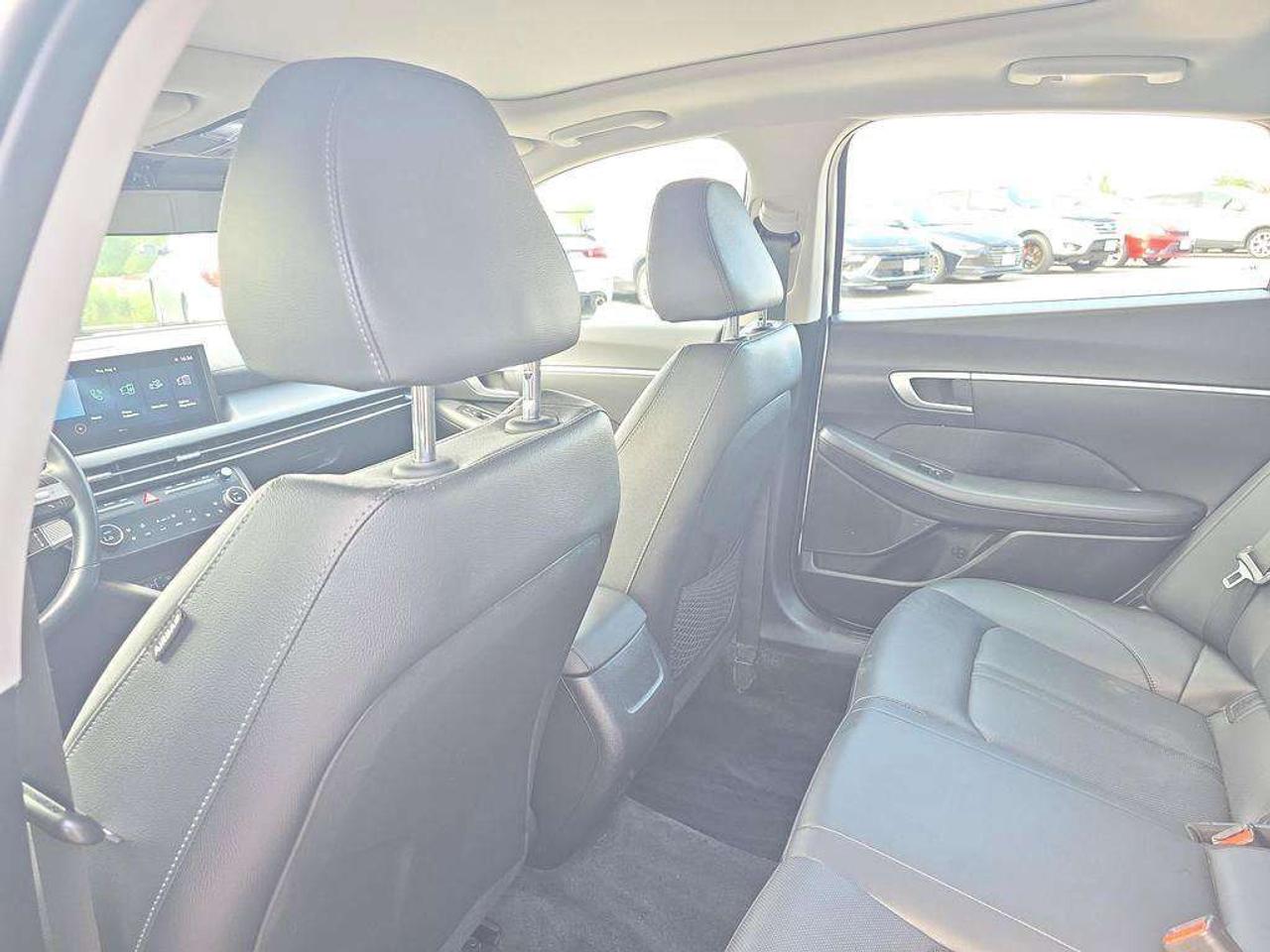 2025 Hyundai Sonata Preferred-Trend   NO ACCIDENTS LEATHER 6.5L/100KM Photo