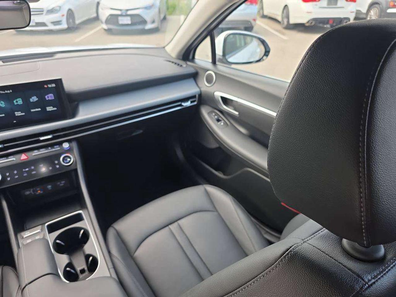 2025 Hyundai Sonata Preferred-Trend   NO ACCIDENTS LEATHER 6.5L/100KM Photo