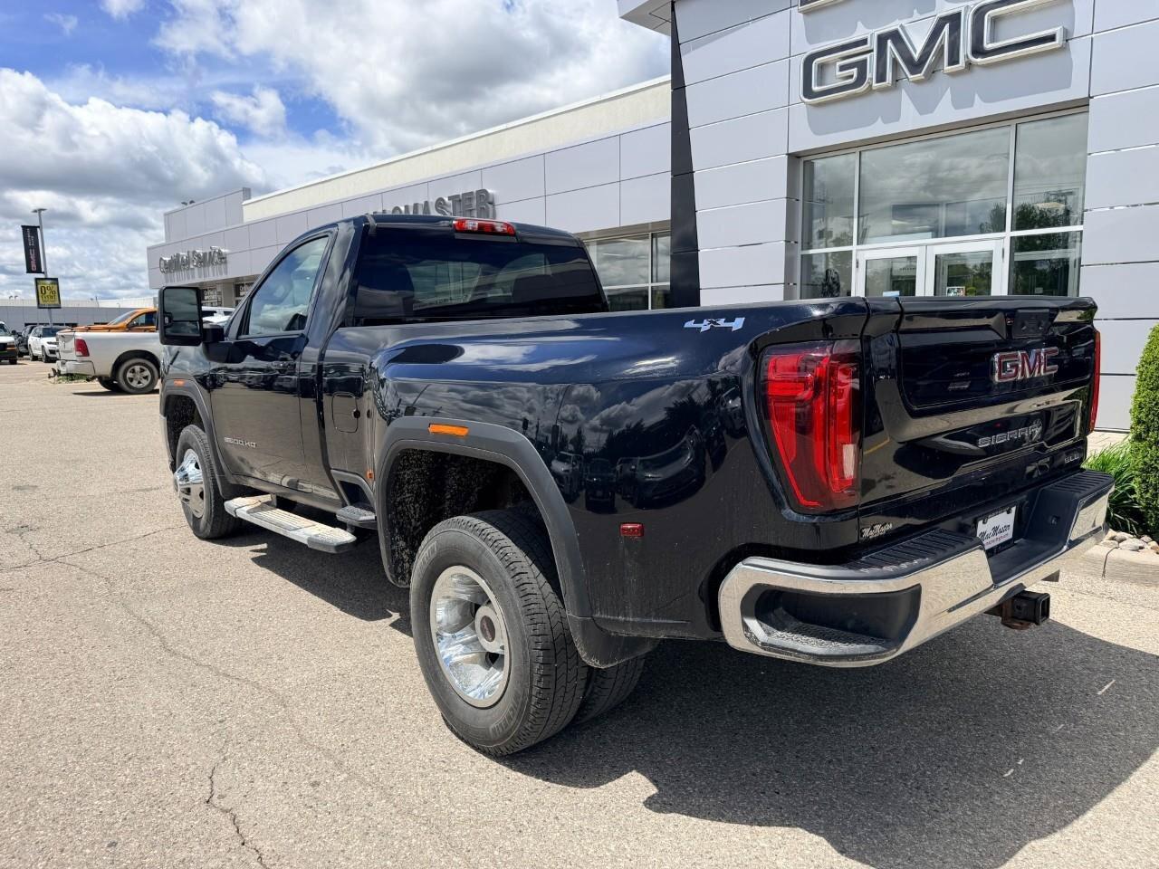 2022 GMC Sierra 3500HD 4WD Reg Cab 142  SLE Photo
