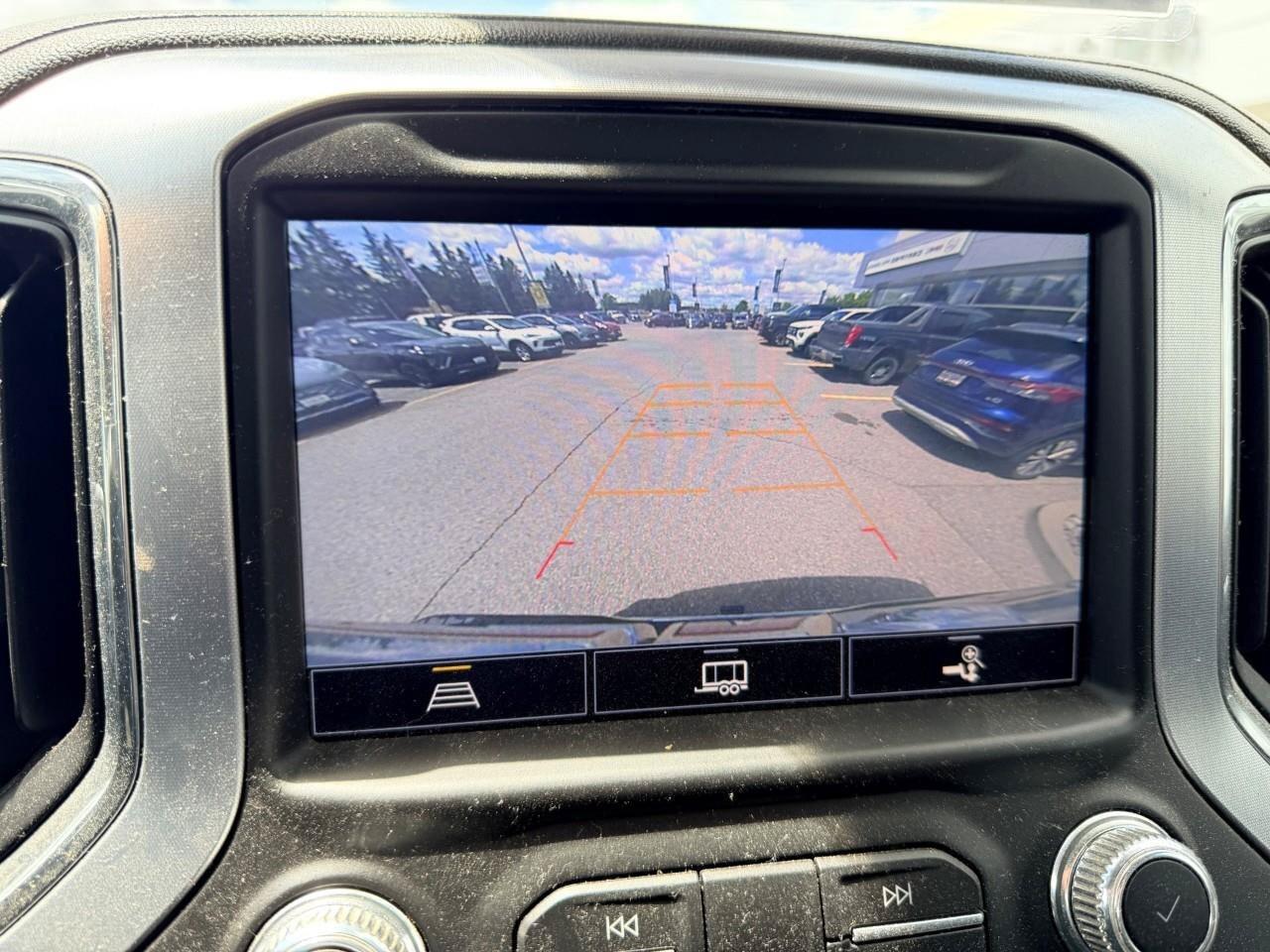 2022 GMC Sierra 3500HD 4WD Reg Cab 142  SLE Photo