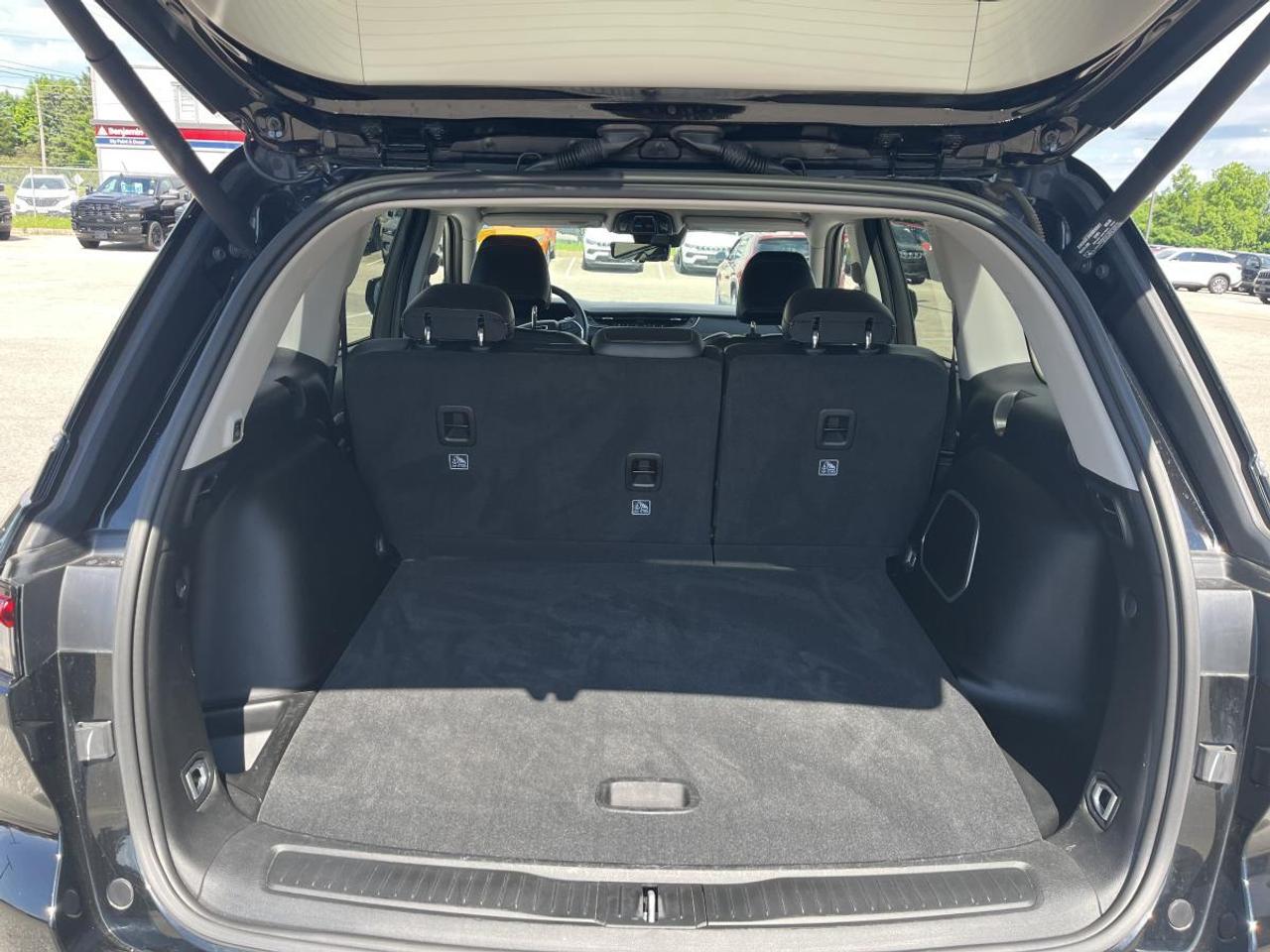 2022 Jeep Grand Cherokee LIMITED 4X4 Photo
