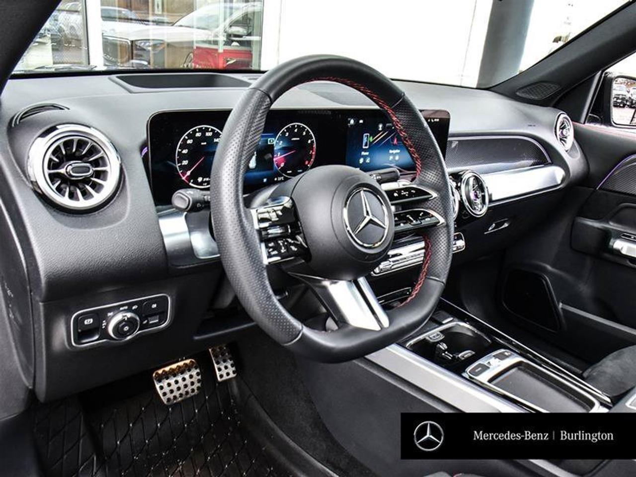 2025 Mercedes-Benz GLB  Photo