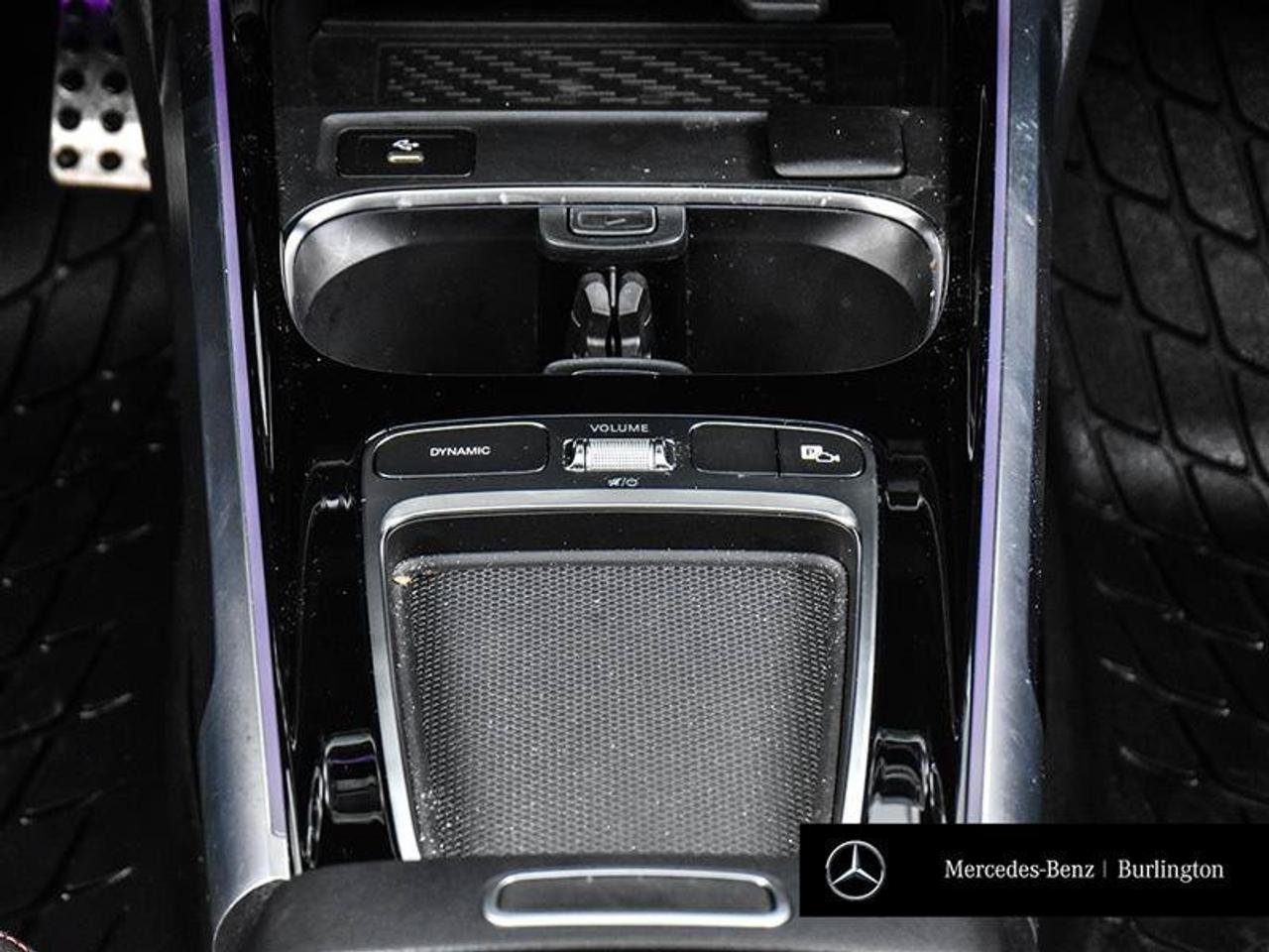 2025 Mercedes-Benz GLB  Photo