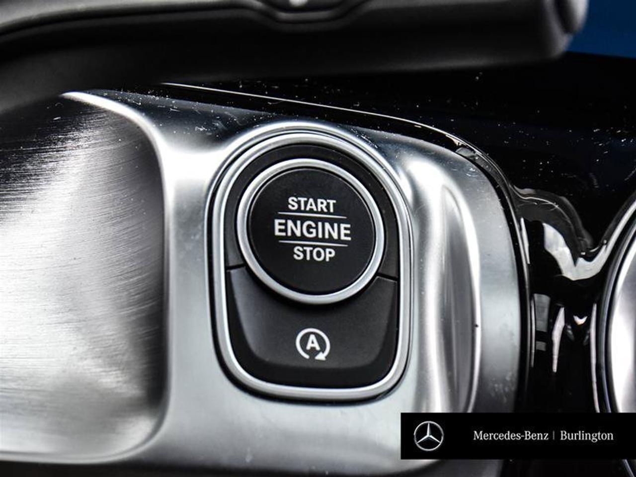 2025 Mercedes-Benz GLB  Photo