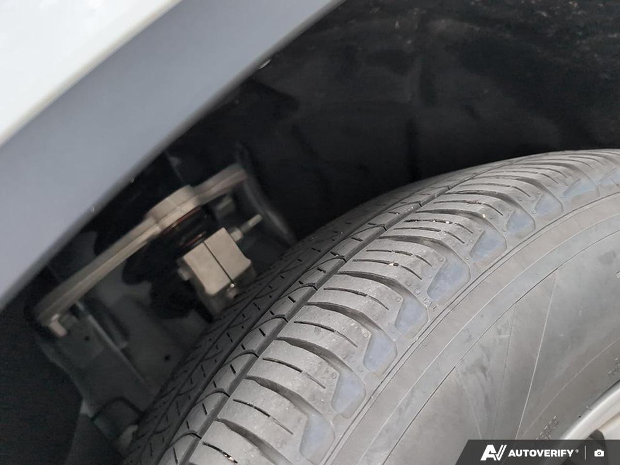 2025 Land Rover Defender P300 S 4dr All-Wheel Drive 110 Photo