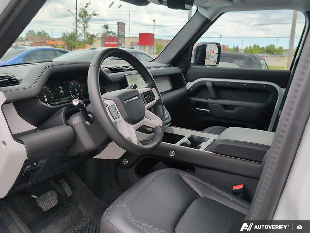2025 Land Rover Defender P300 S 4dr All-Wheel Drive 110 Photo