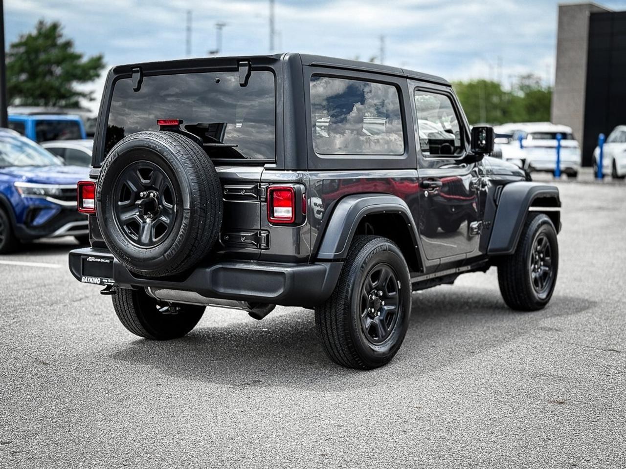 2022 Jeep Wrangler Sport   TURBO   DUAL ZONE A/C   CARPLAY   BACK UP Photo4