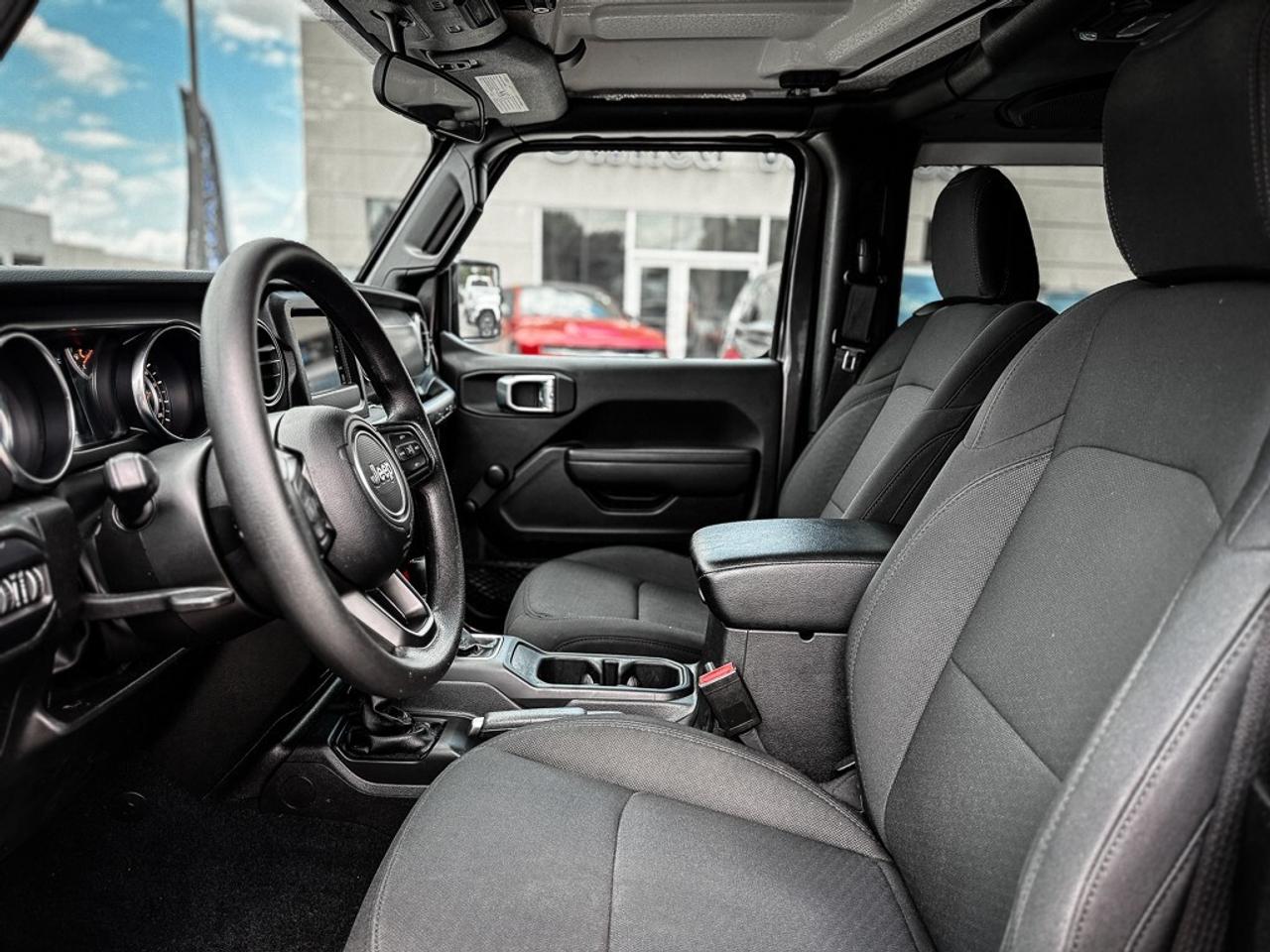 2022 Jeep Wrangler Sport   TURBO   DUAL ZONE A/C   CARPLAY   BACK UP Photo