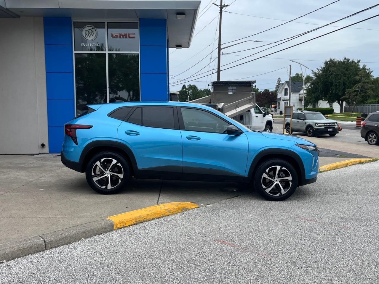 2025 Chevrolet Trax 1RS CPO RATES APPLY @ 3.99%-5.49% OAC Photo