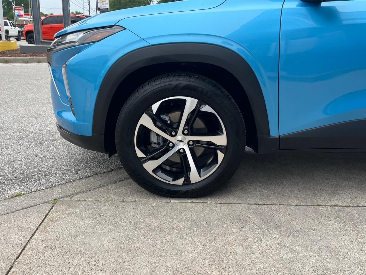 2025 Chevrolet Trax 1RS CPO RATES APPLY @ 3.99%-5.49% OAC Photo