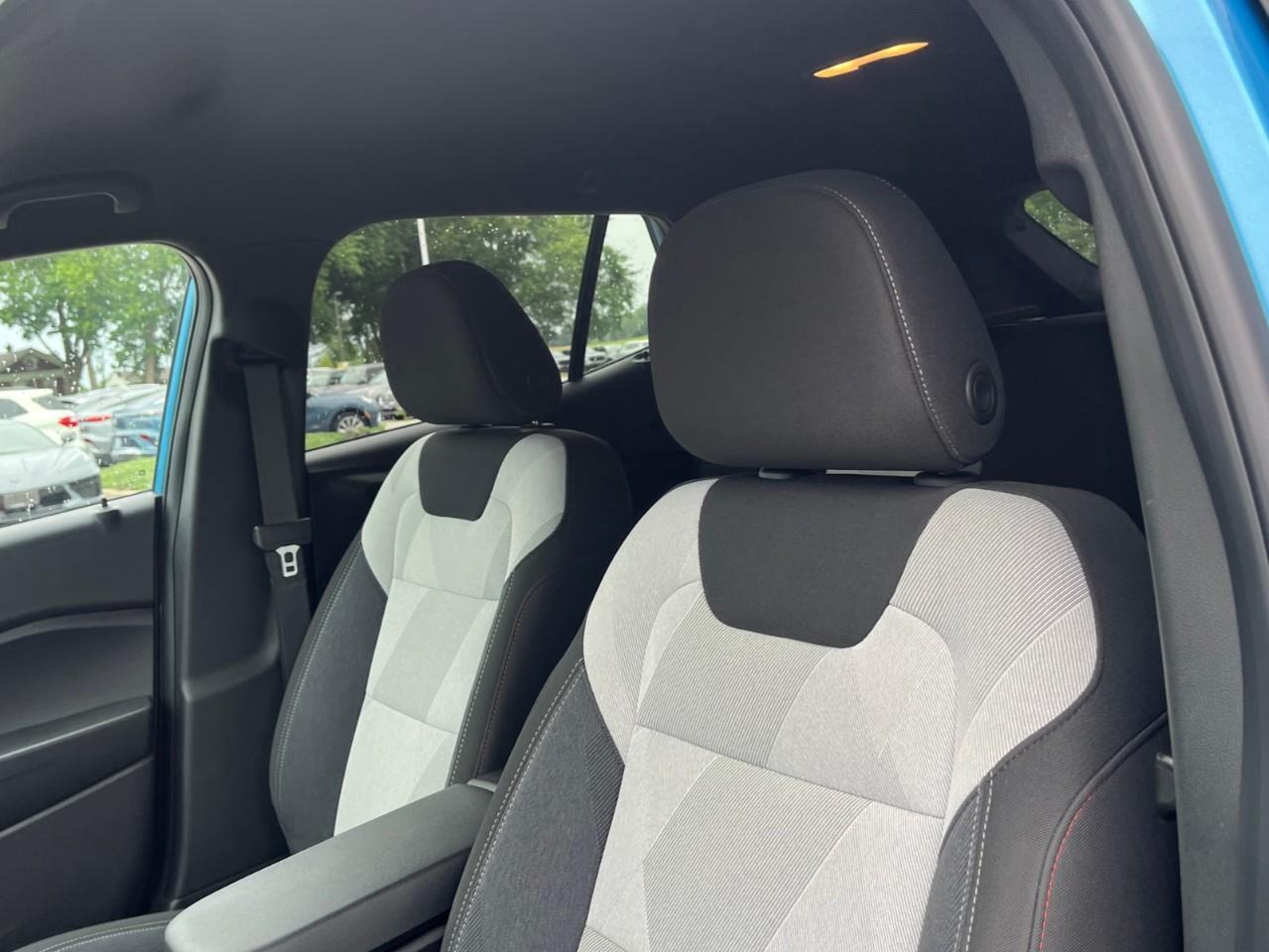 2025 Chevrolet Trax 1RS CPO RATES APPLY @ 3.99%-5.49% OAC Photo