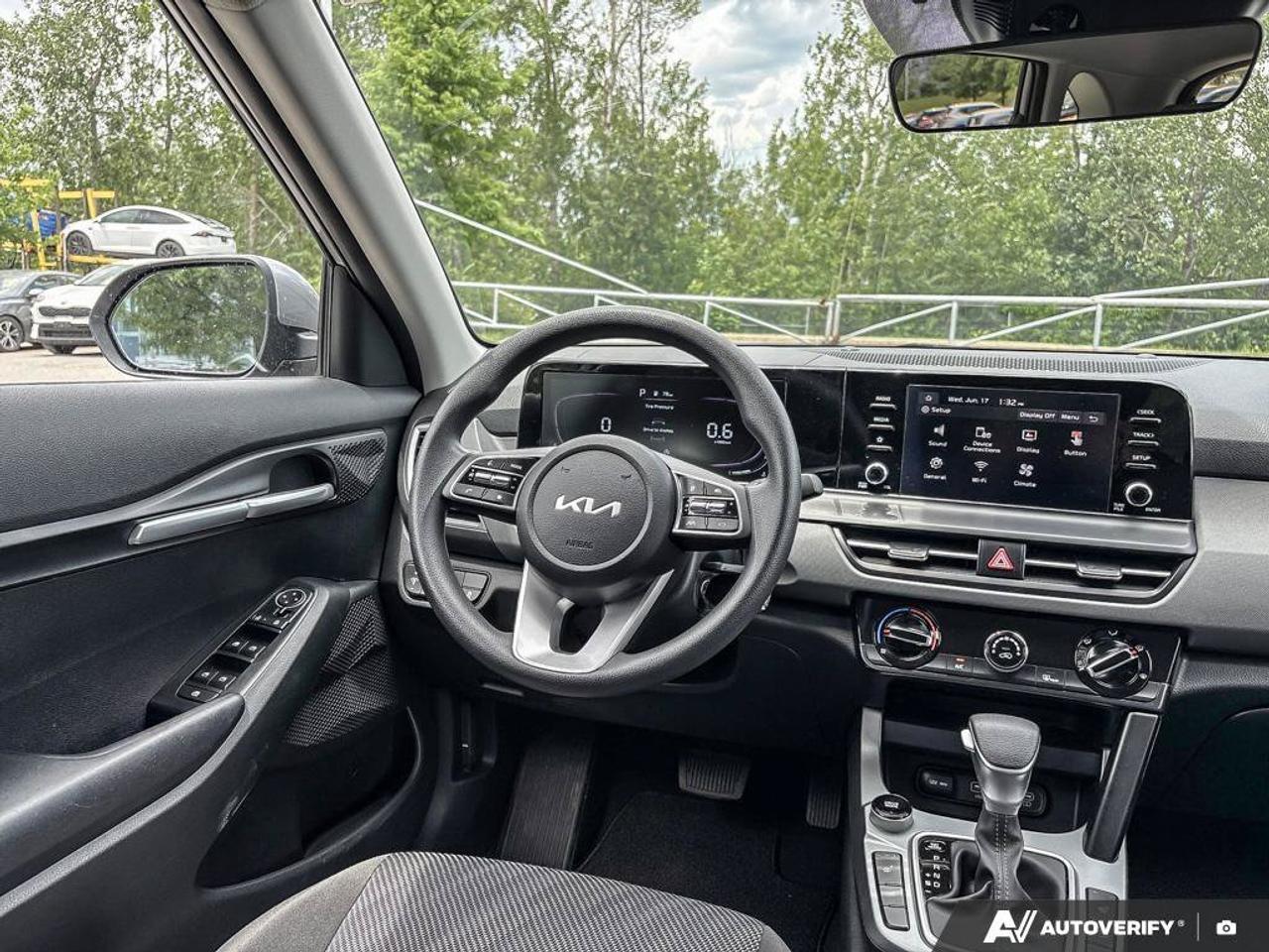 2024 Kia Seltos LX Photo