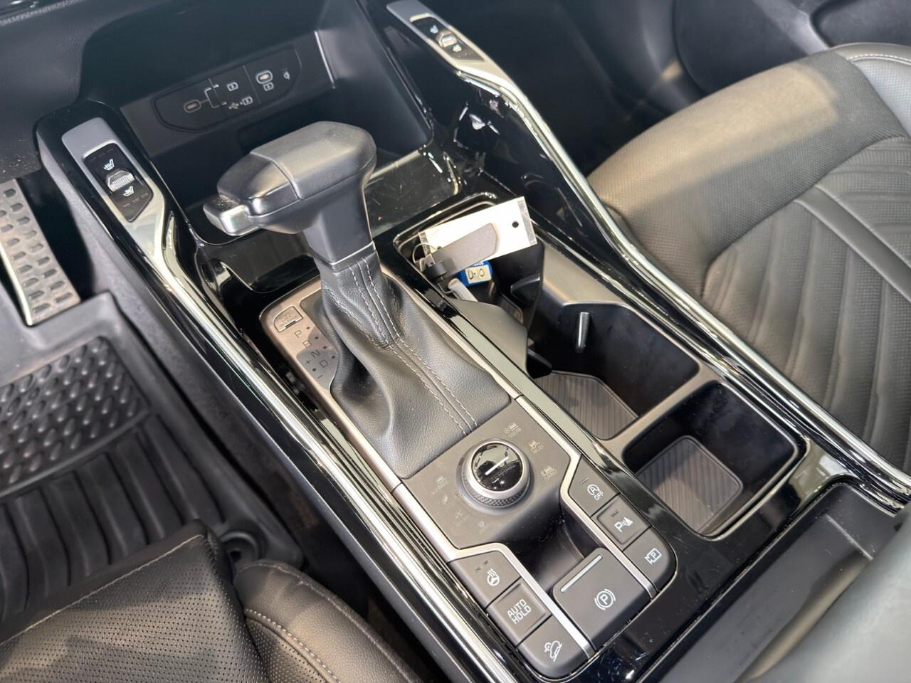 2025 Kia Sorento X-Line Limited AWD w/Black Interior Photo