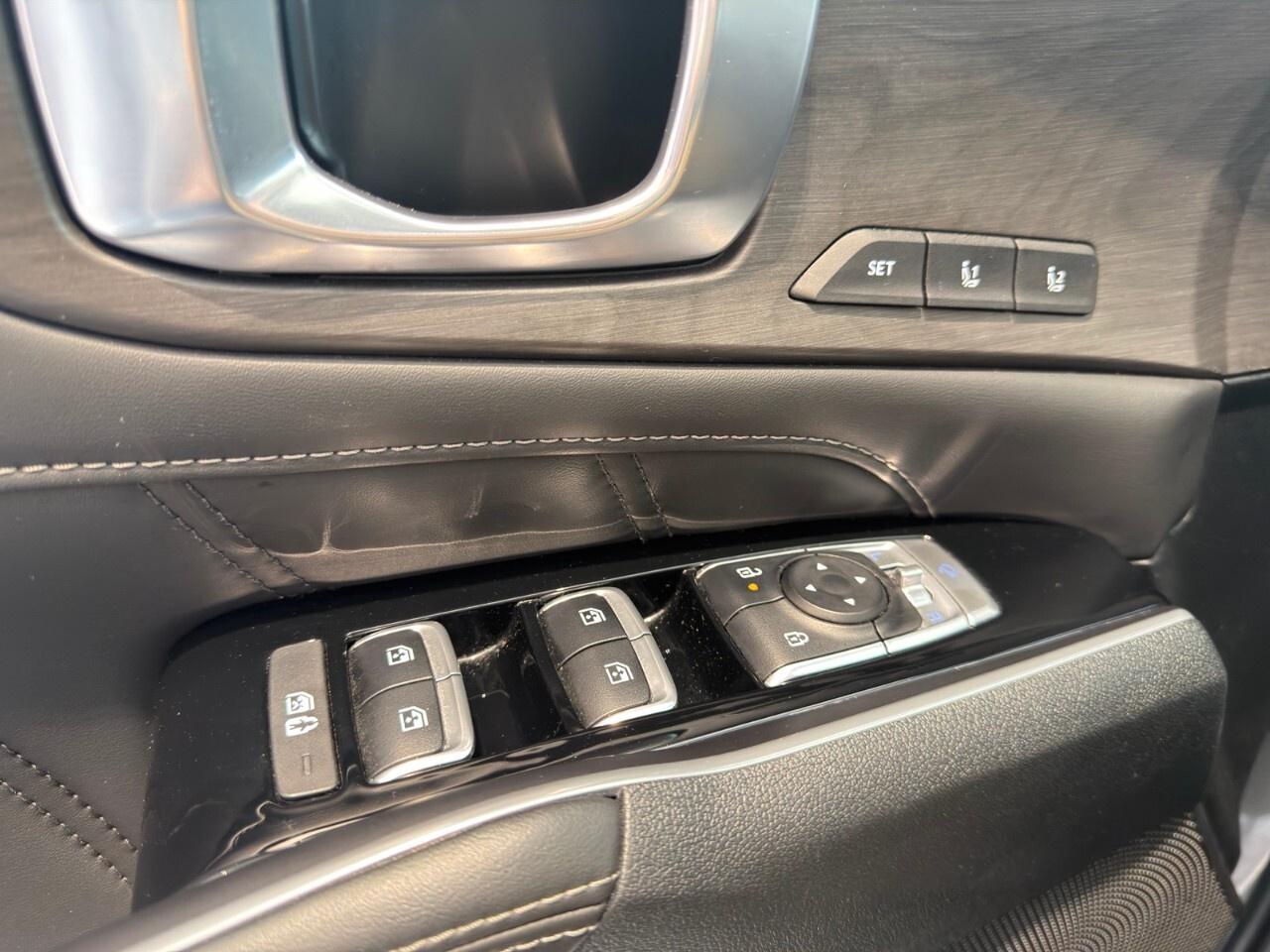 2025 Kia Sorento X-Line Limited AWD w/Black Interior Photo