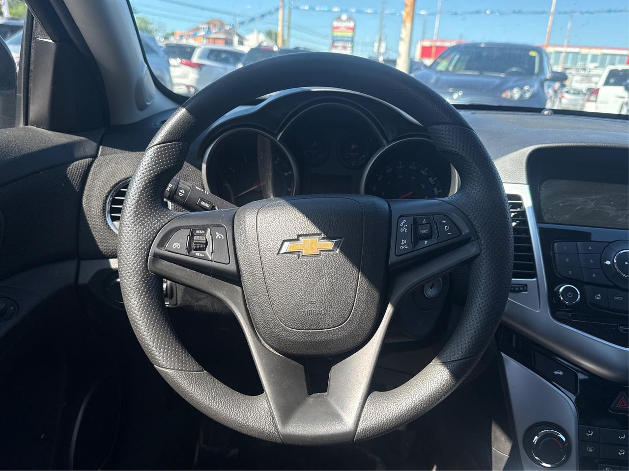 2016 Chevrolet Cruze CERTIFIED CLEAN  LT w-2LT  WE FINANCE ALL CREDIT! Photo