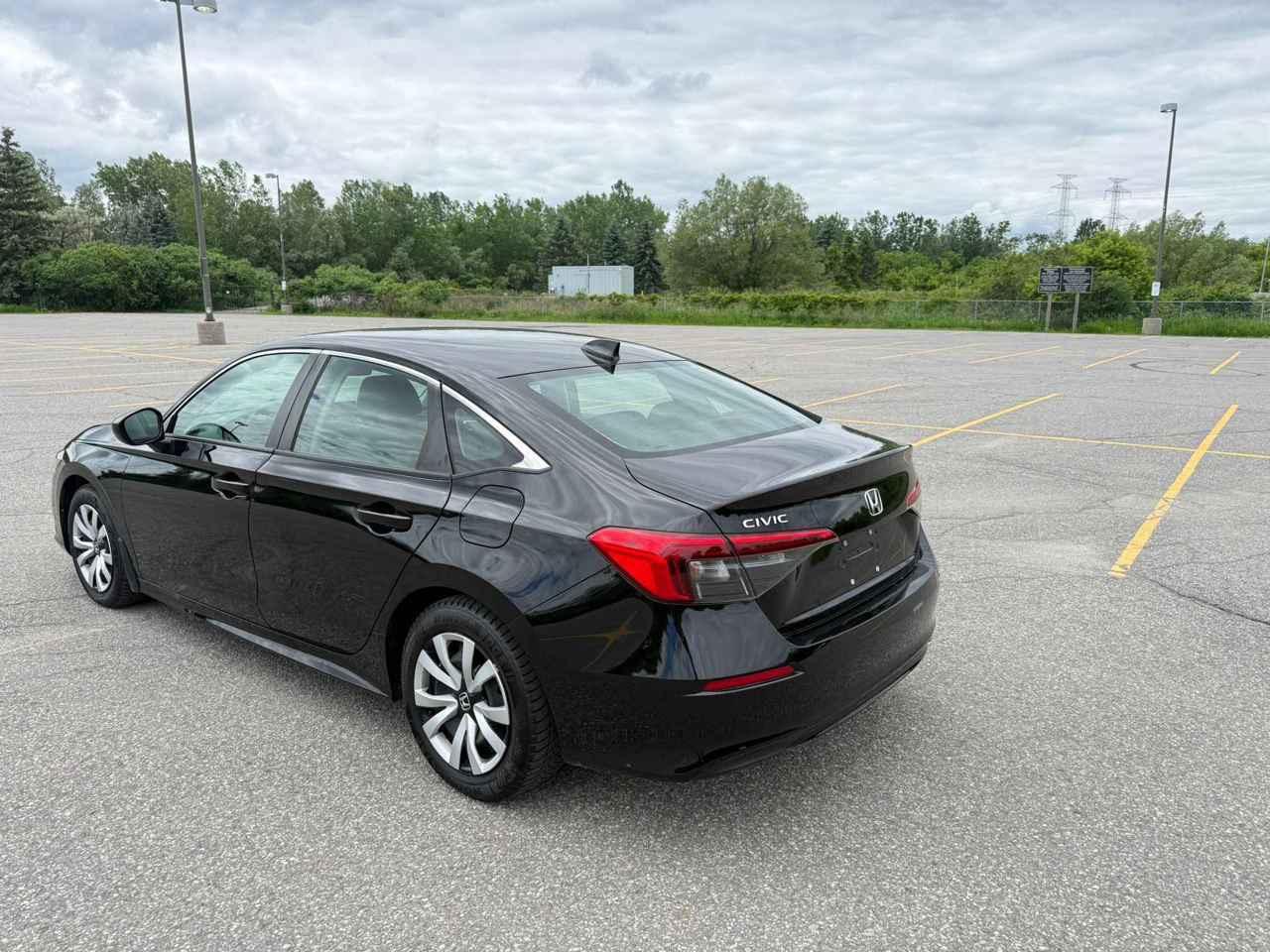 2023 Honda Civic LX Photo
