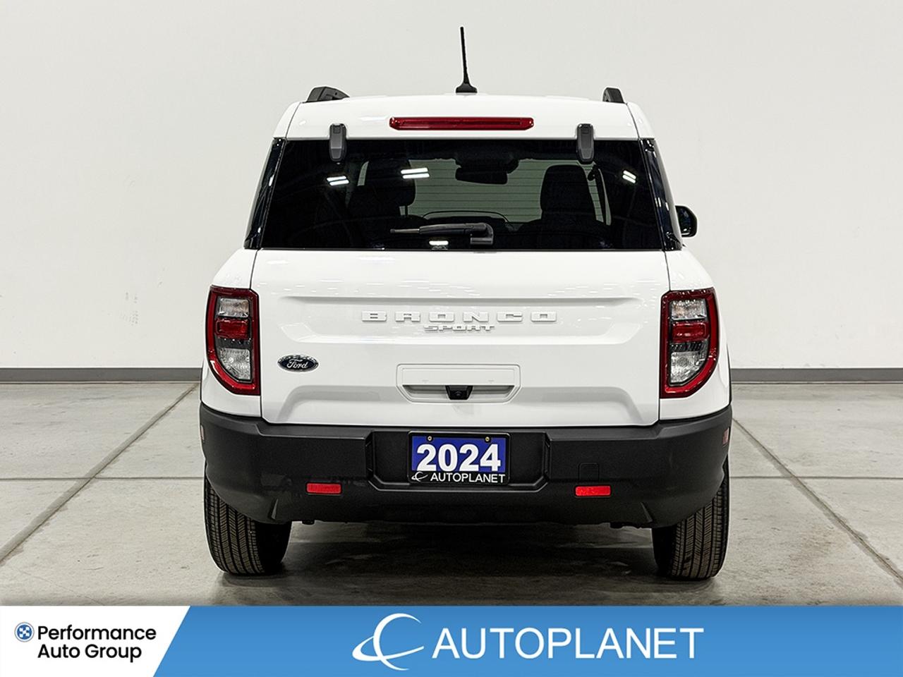 2024 Ford Bronco Sport Big Bend AWD, Back Up Cam, Heated Seats! Photo