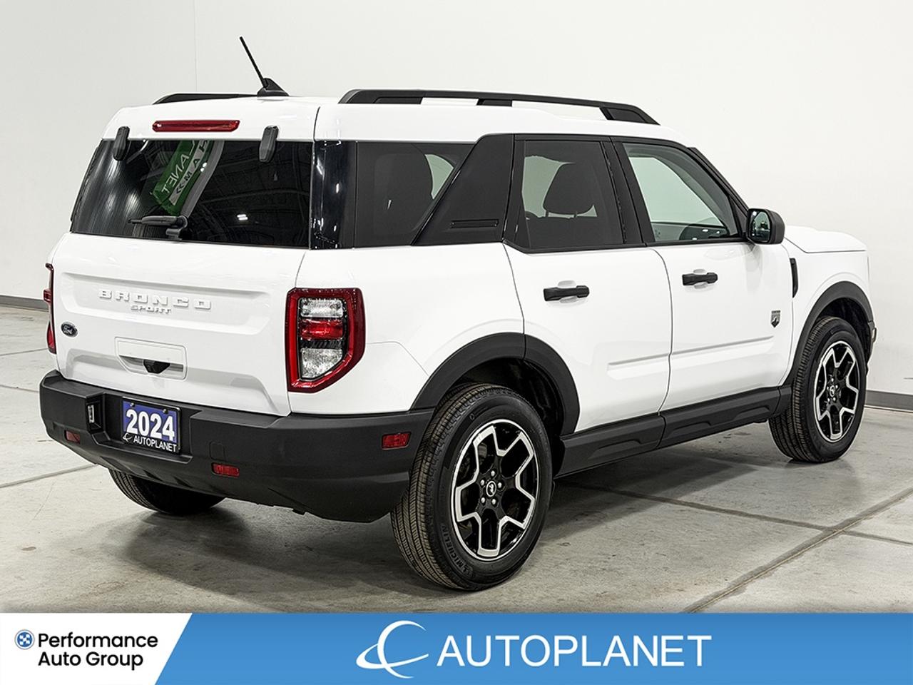 2024 Ford Bronco Sport Big Bend AWD, Back Up Cam, Heated Seats! Photo