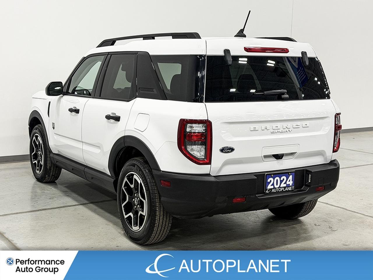 2024 Ford Bronco Sport Big Bend AWD, Back Up Cam, Heated Seats! Photo