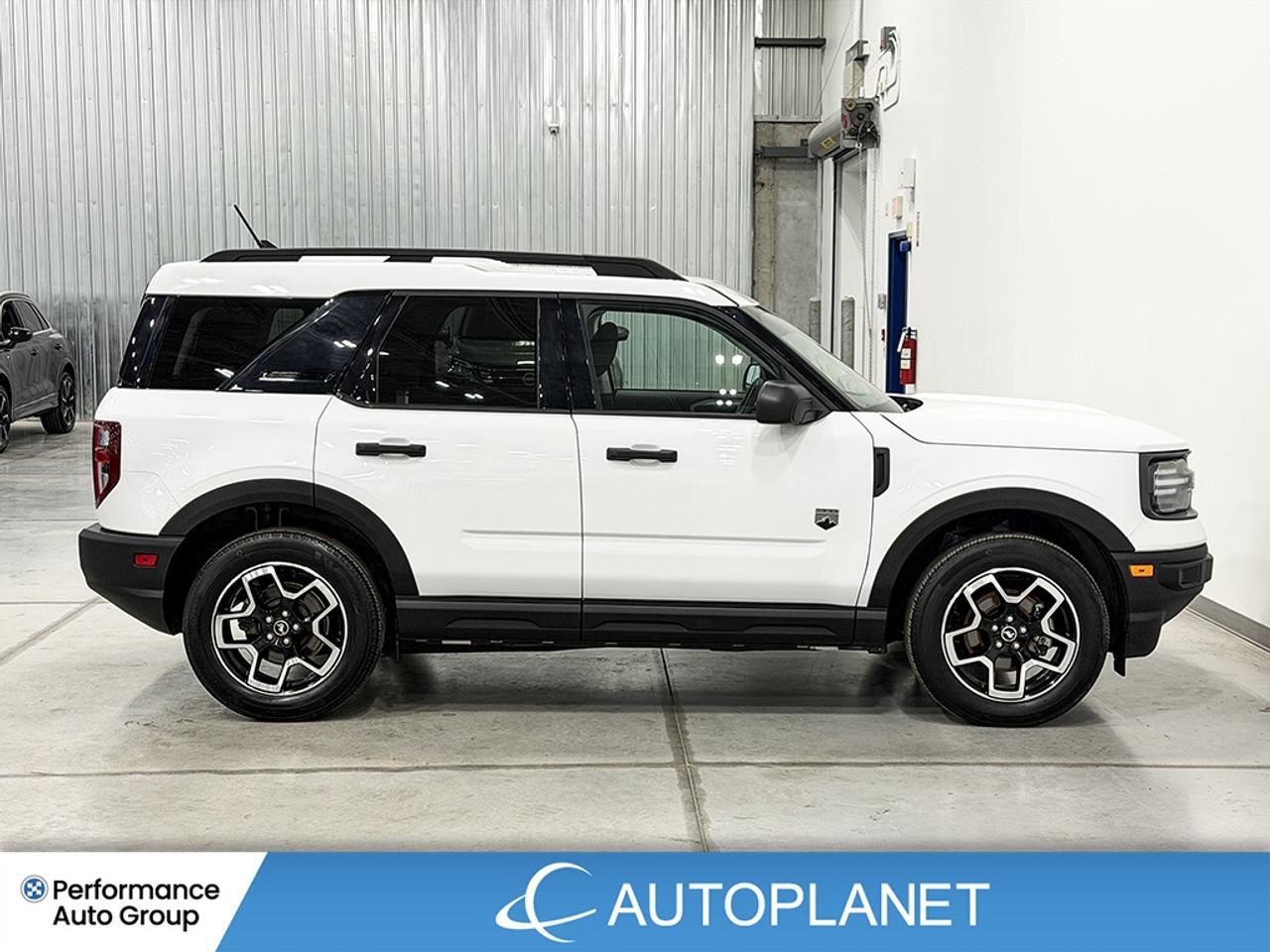 2024 Ford Bronco Sport Big Bend AWD, Back Up Cam, Heated Seats! Photo