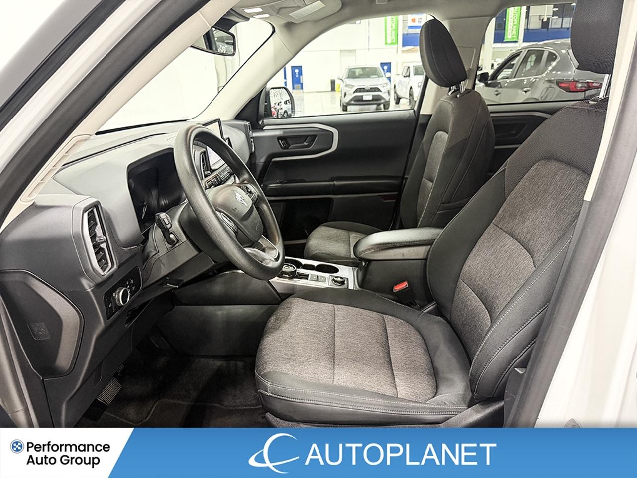 2024 Ford Bronco Sport Big Bend AWD, Back Up Cam, Heated Seats! Photo