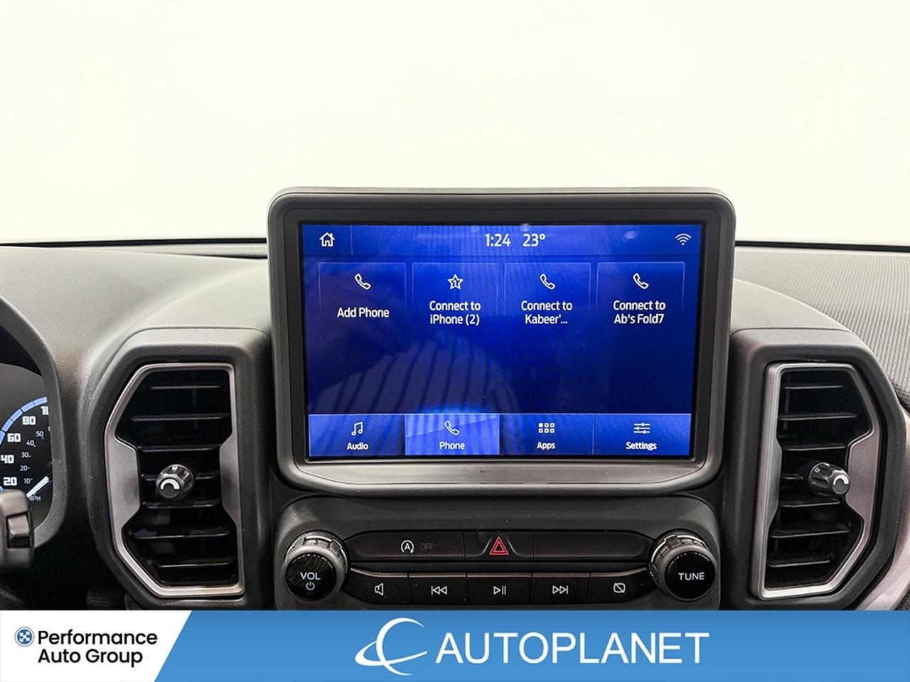 2024 Ford Bronco Sport Big Bend AWD, Back Up Cam, Heated Seats! Photo