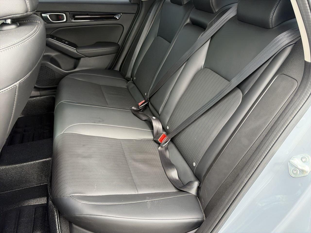 2023 Honda Civic Sedan Touring CVT LEATHER   SUNROOF   HEAT STEER Photo