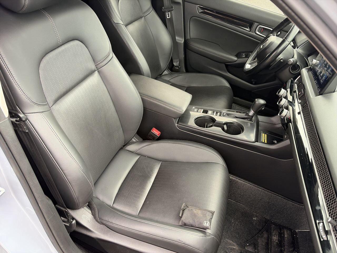 2023 Honda Civic Sedan Touring CVT LEATHER   SUNROOF   HEAT STEER Photo