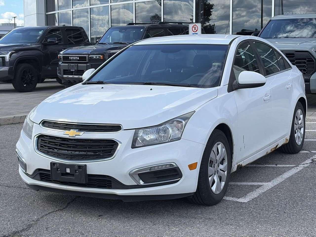 2015 Chevrolet Cruze LT Turbo SOLD AS/IS   CLOTH   BACKUP CAMERA   BLUETOOTH CONNECTION Photo
