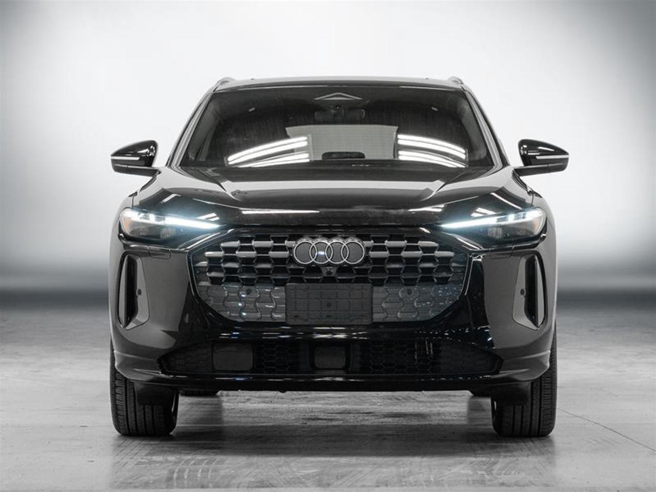 2025 Audi New Q5 2.0T Progressiv 4dr All-Wheel Drive quattro Sport Utility Photo