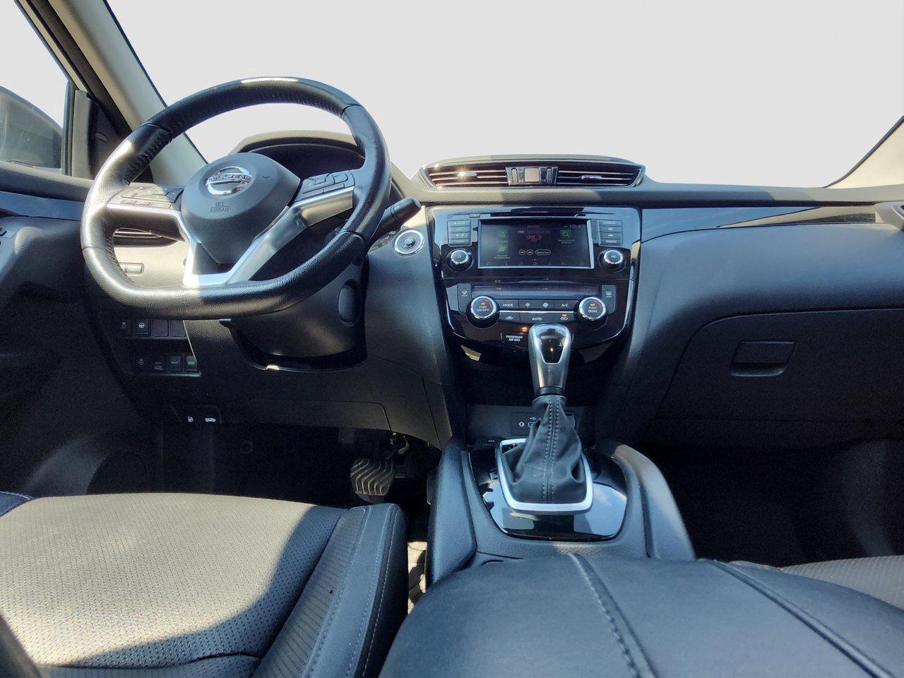 2021 Nissan Qashqai SL Photo