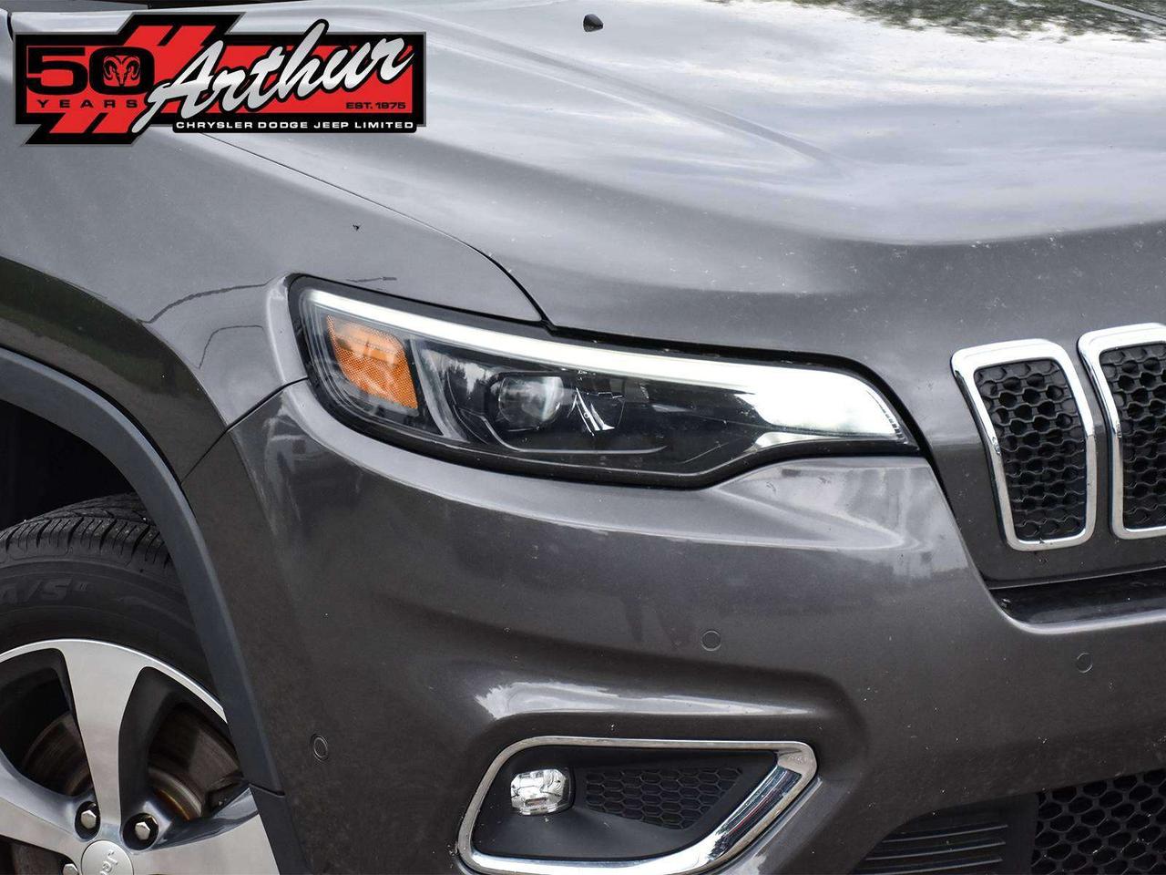 2019 Jeep Cherokee Limited 4X4 Photo2