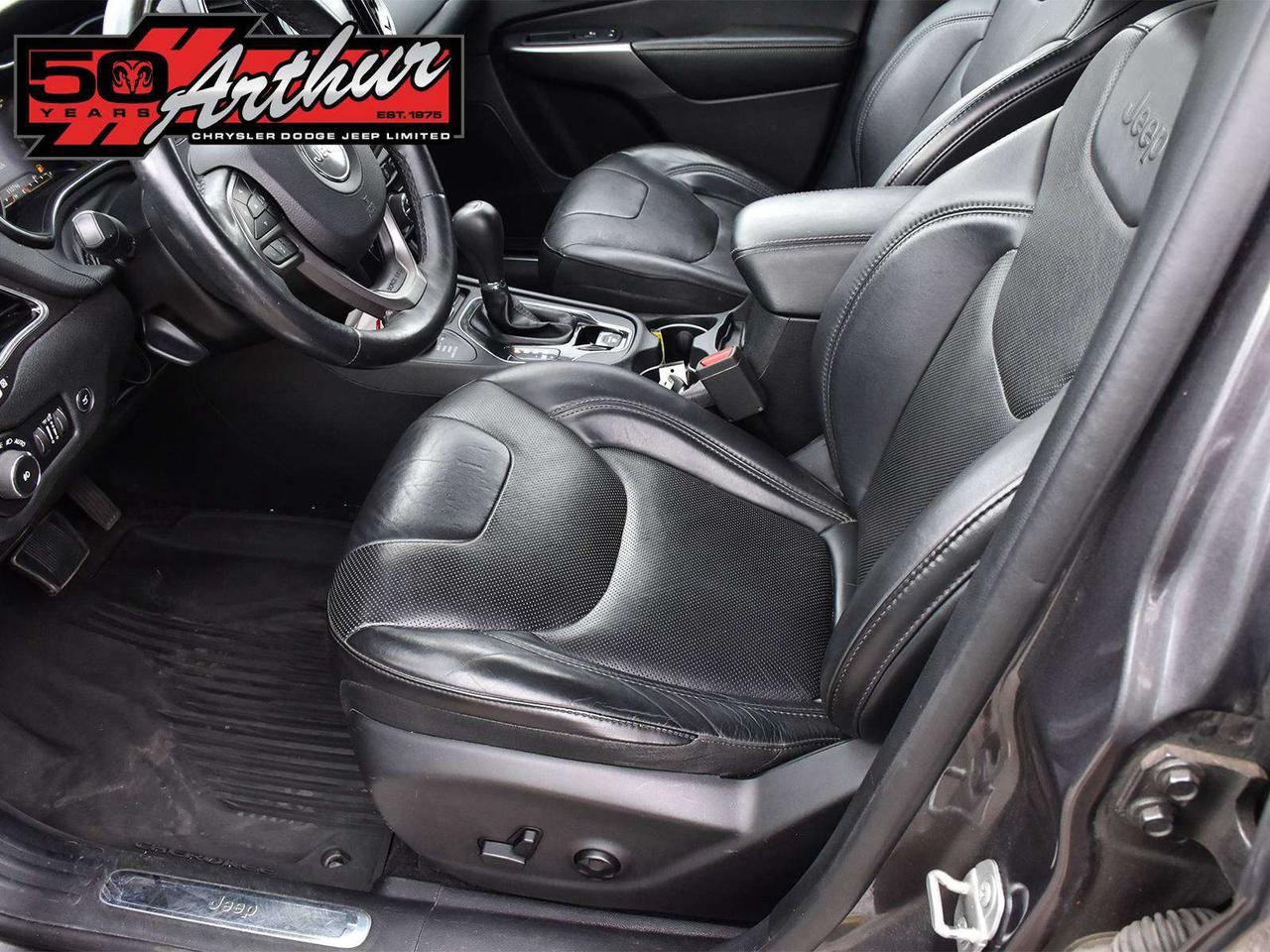 2019 Jeep Cherokee Limited 4X4 Photo