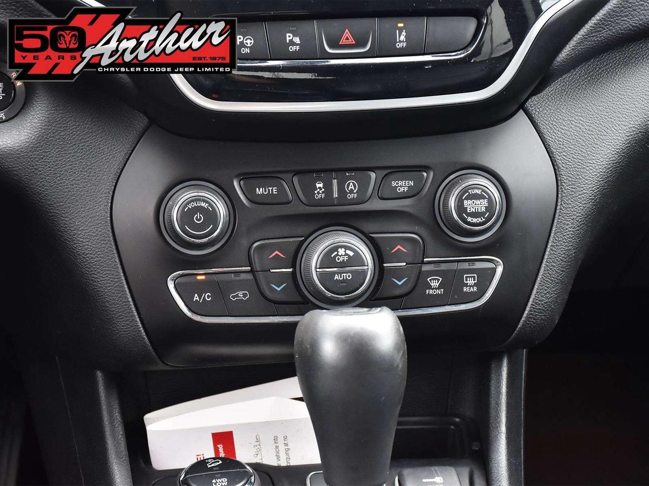 2019 Jeep Cherokee Limited 4X4 Photo
