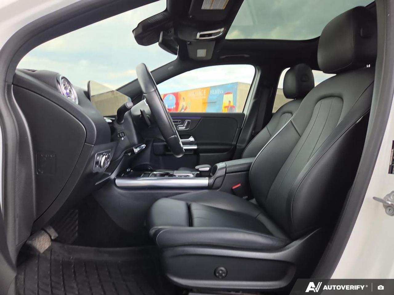 2021 Mercedes-Benz GLA250 HEATED SEATS   SUNROOF   SMART DEVICE INTEGRATION Photo