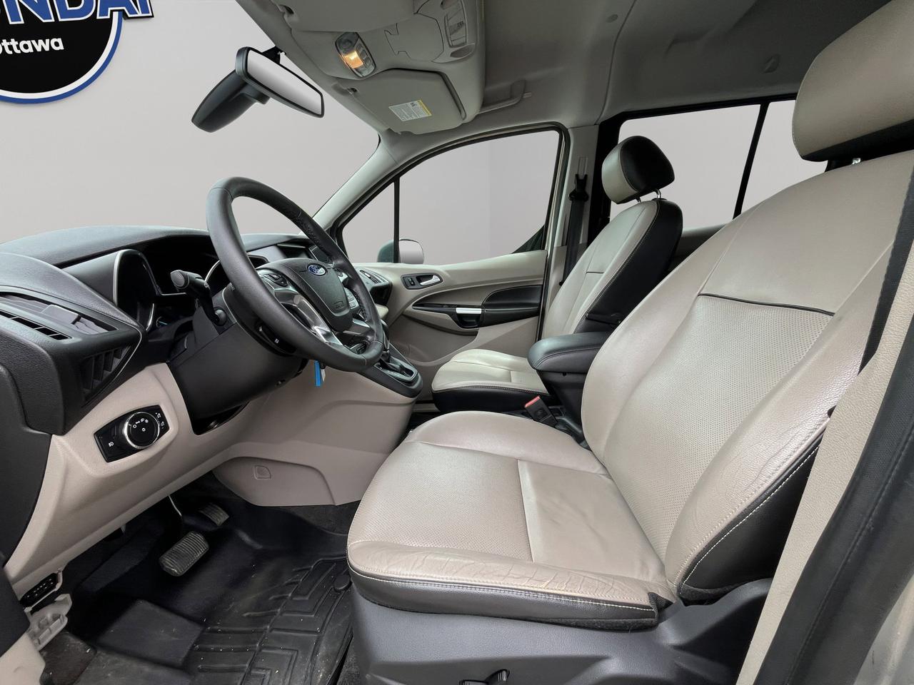 2015 Ford Transit Connect Wagon XLT | Reverse Cam | Heated Seats Photo