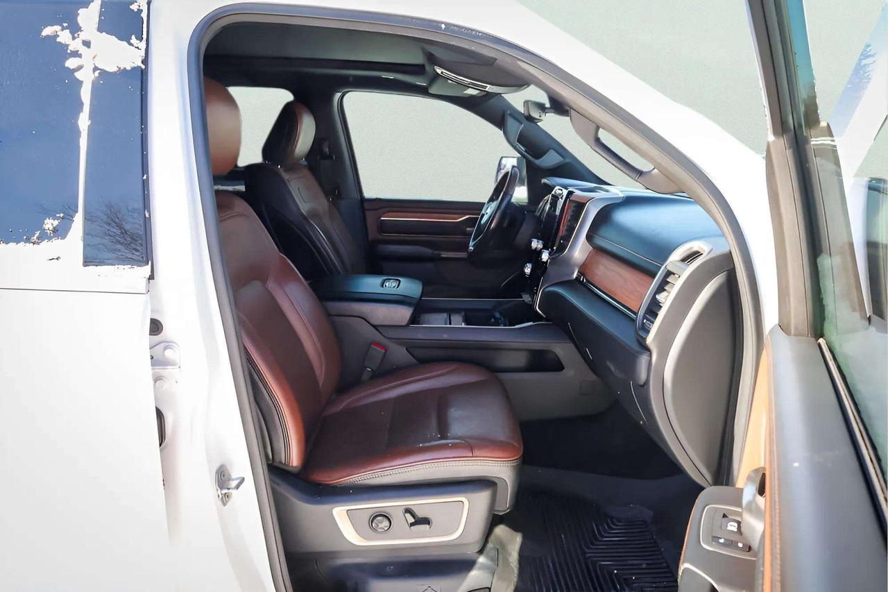 2022 RAM 1500 : Nav, Apple Car Play, Leather, Sunroof Photo