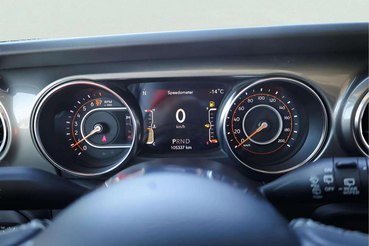 2021 Jeep Wrangler Apple Car Play, R.Cam, Photo