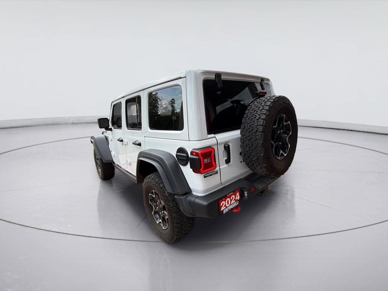 2024 Jeep Wrangler : Nav, Apple Car Play, Blind Spot, Htd Seats Photo2