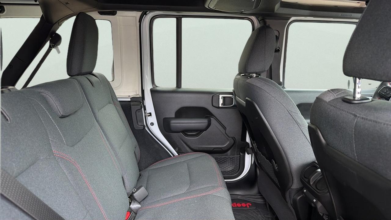 2024 Jeep Wrangler : Nav, Apple Car Play, Blind Spot, Htd Seats Photo